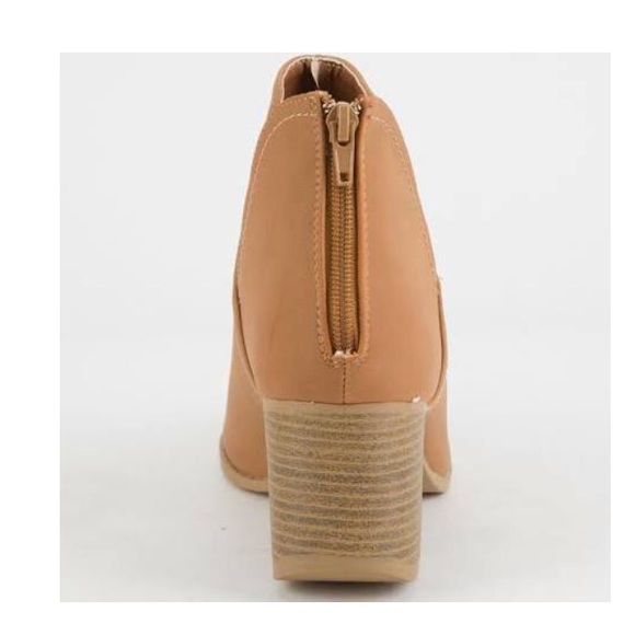 Peep toe booties price is FIRM - Picture 5 of 5